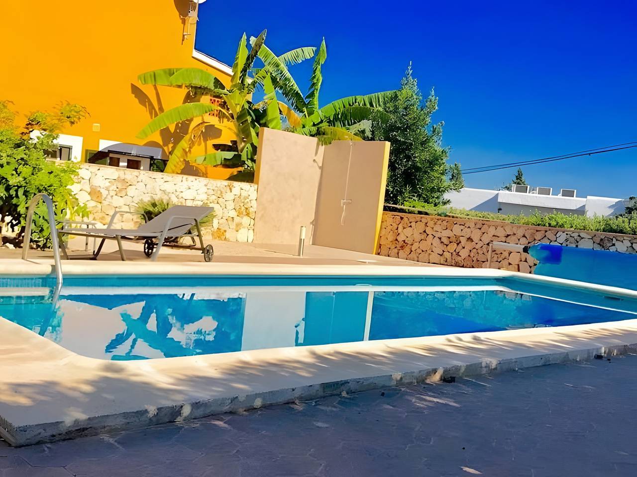 Villa mit privatem Pool in Cala Romántica – Entspannung pur für bis zu 6 Gäste in S'Estany d'en Mas, Manacor