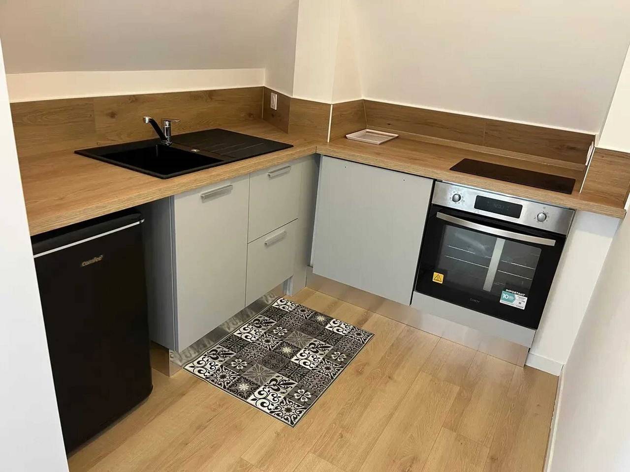 Appartement entier, Appartement confortable à Bruz de 22 m² avec parking in Bruz, Région de Rennes