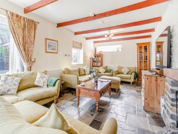 Cottage for 10 People in Solva, Pembrokeshire, Photo 2