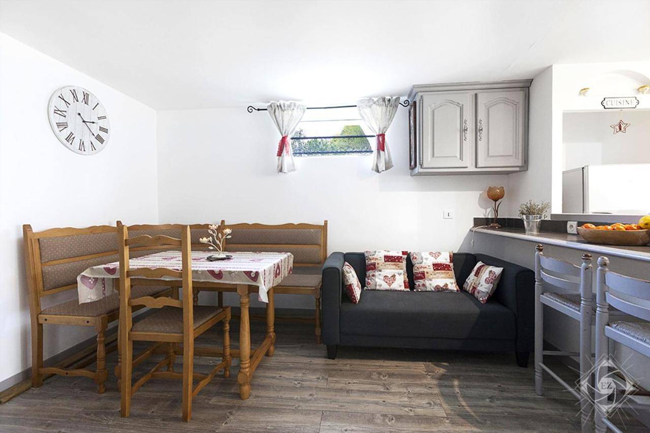 Appartement entier, Two-Bedroom Apartment in Voreppe, Isère