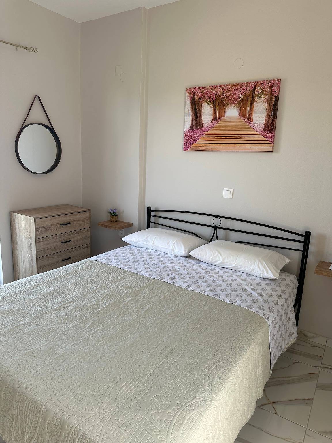 Ganze Wohnung, Pegasus Apartment mit Meerblick, 10 Min. zu Fuß zum Chiona, 2 Klimaanlagen, Wlan & Parkplatz in Vai Strand, Lasithi