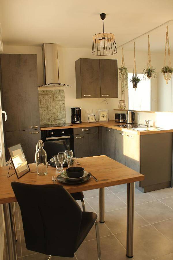 Gîte pour 2 personnes, avec terrasse et vue dans La Vôge-les-Bains - 3