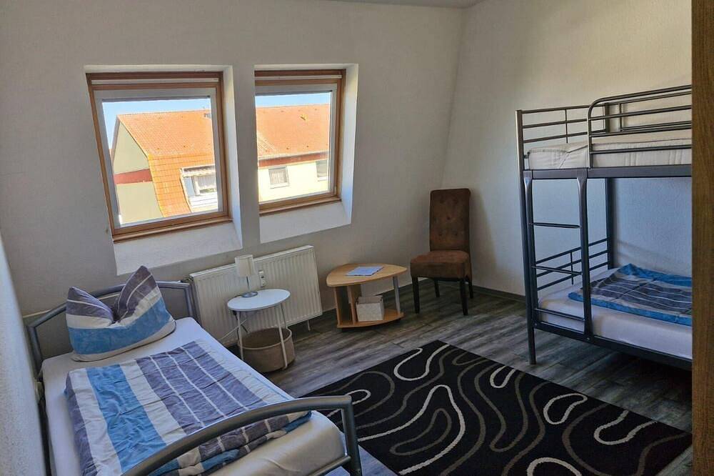 Ganze Wohnung, Ferienwohnungen Specht - Fewo 2 Tangerhütte in Tangerhütte, Altmark