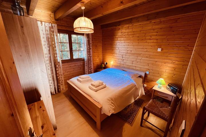 Chalet pour 6 personnes, avec balcon, adapté aux familles à Rochesson - 4