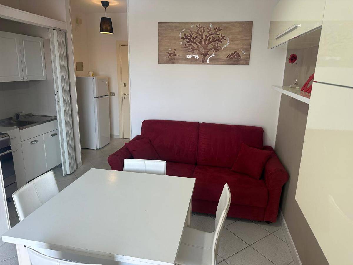 Appartamento intero, One-Bedroom Apartment in San Salvo Marina, San Salvo