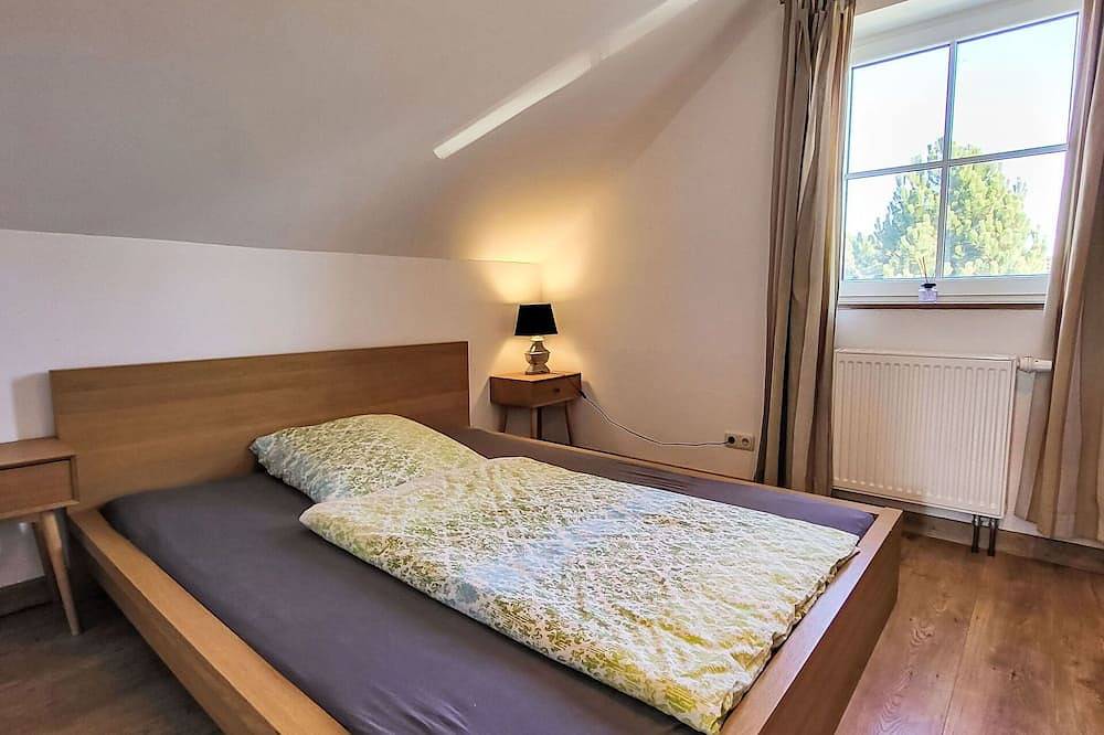 Atemberaubendes alleinstehendes Ferienhaus für 5 Personen mit W-Lan, Tv und Terrasse in Kallinchen, Zossen