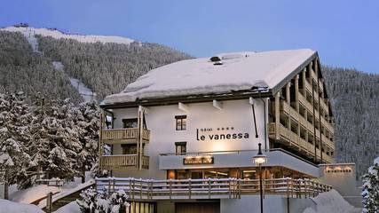 Hôtel pour 2 personnes, avec jacuzzi ainsi que sauna et terrasse, animaux acceptés à Verbier