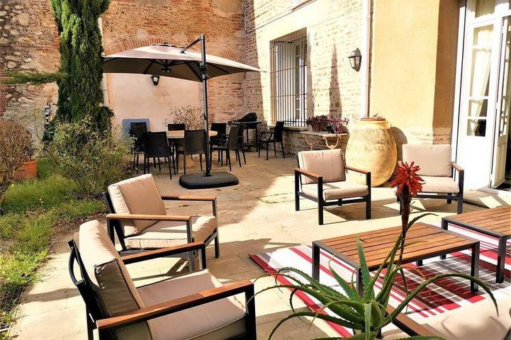 Location de vacances pour 10 personnes, avec jardin à Alénya