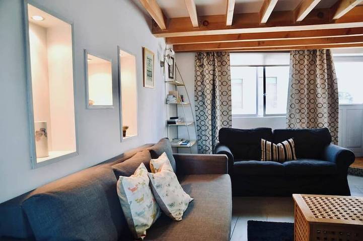 Location de vacances pour 6 personnes, avec terrasse à Alaigne