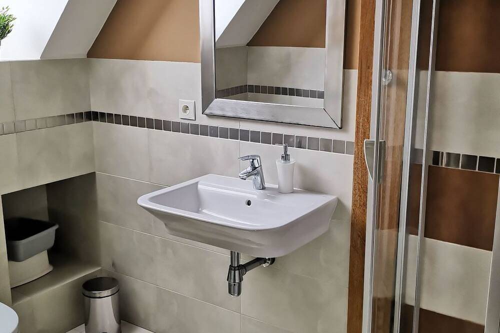 In den Bergen, Villa mit Panoramaterrasse in Zwardoń, Karpaten (Polen)