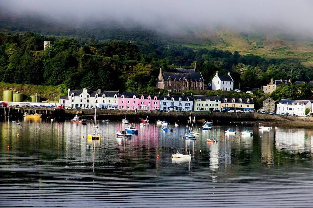 Schönes Zwei-Zimmer-Haus In Portree Hafen, Weg Vom Meer in Portree, Highlands