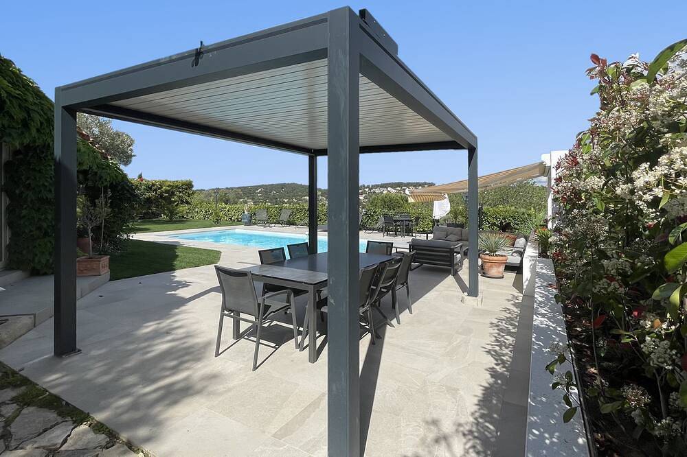 Villa 8 pers, garden, swimming pool, magnificent view, calm, in Saint-Gély-du-Fesc, Montpellier region