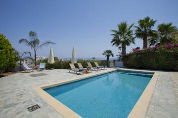 Villa for 9 People in Protaras, South Cyprus, Photo 1
