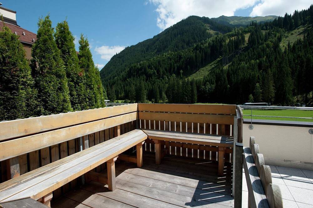 Chalet in Saalbach nahe Skilift & Sauna in Hinterglemm, Saalbach-Hinterglemm