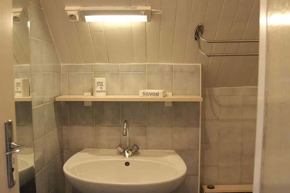 Originalhaus im Tal von Lié in Plouguenast, Côtes-d'Armor