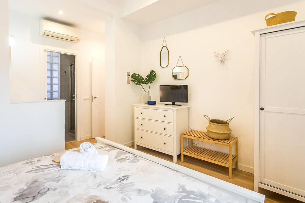 Entire apartment, Apartup Palace House in Valencia City Centre, Valencia