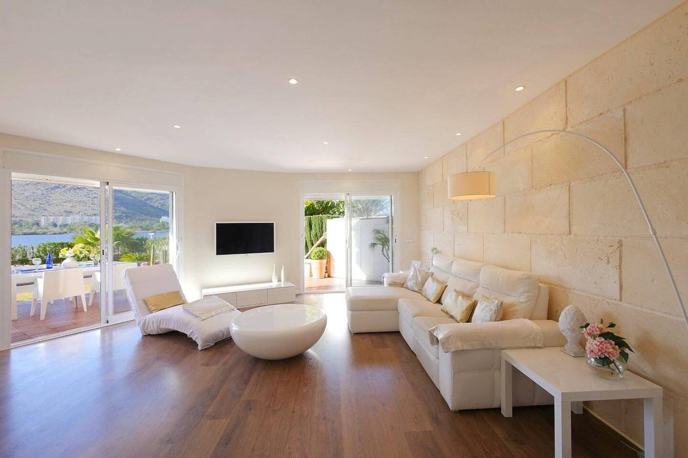 Casa de vacaciones "Casa Mediterraneo" cerca de la playa con vista al lago, Wi-Fi, A/C y jardín in Playa de Alcúdia, Alcúdia