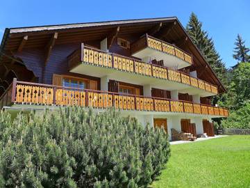 Holiday rental for 3 people, with balcony and sauna in Swiss Alps