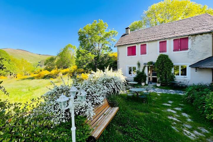 Holiday home for 26 people, with garden - 1