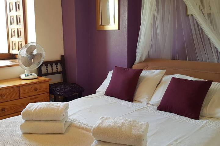 Gîte pour 6 personnes, avec jardin et piscine à Saint-Pierre-de-Juillers - 3