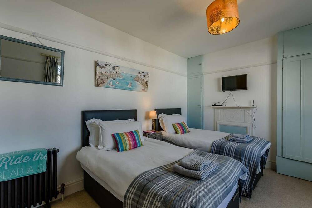 3 Bed in Bexhill On Sea (oc-bt037) in Bexhill, East Sussex