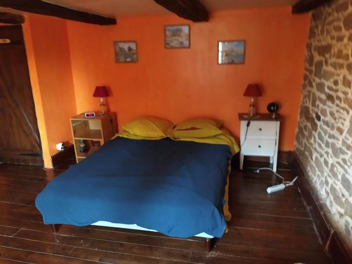 Gîte pour 3 personnes, avec jacuzzi ainsi que sauna et jardin à Lanhélin - 3