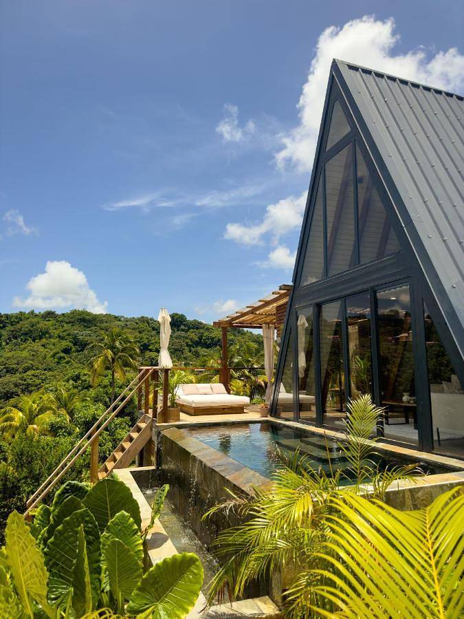 Gîte pour 2 personnes, avec jardin et piscine en Martinique - 2
