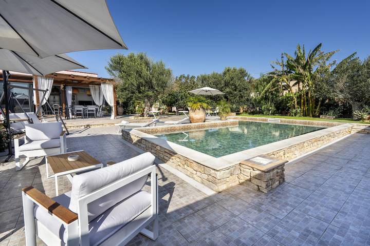 Casa vacanza per 6 persone, con giardino in Marausa