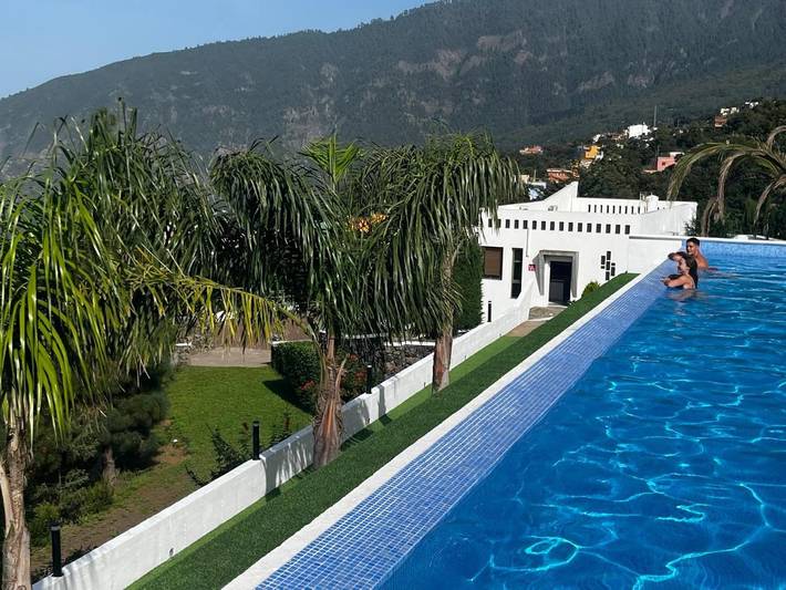 Chalet para 3 personas, con jacuzzi además de jardín y piscina, Familias con niños en Valle de la Orotava - 4