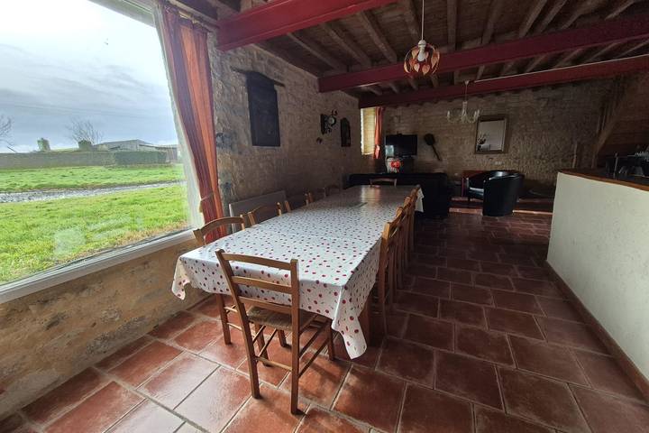 Location de vacances pour 8 personnes, avec jardin à Asnières-en-Bessin - 4