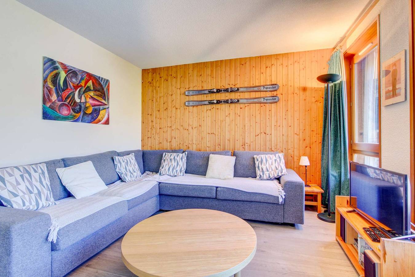 Ganze Ferienwohnung, Tacounet A14 One bedroom apartment at the bottom of the slopes in Morzine, Les Portes du Soleil