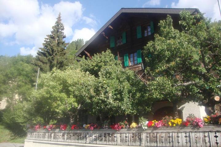 Hôtel pour 3 personnes, avec terrasse à Kippel