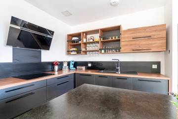 Vacation Rental for 10 People in Mondragon, Provence, Photo 4
