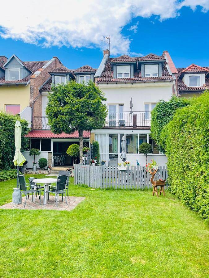 Bungalow für 3 Personen, mit Garten und Terrasse in Mielno