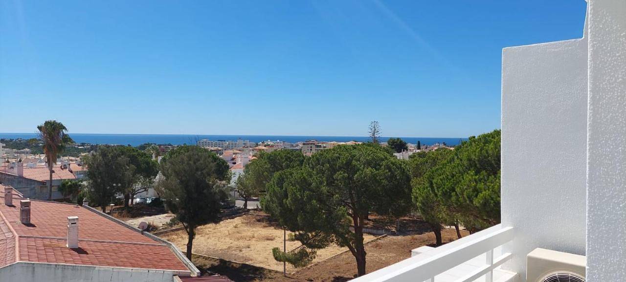 Apartamento inteiro, Apartamento 90m2 com vista mar - Albufeira in Albufeira, Albufeira e Olhos de Água