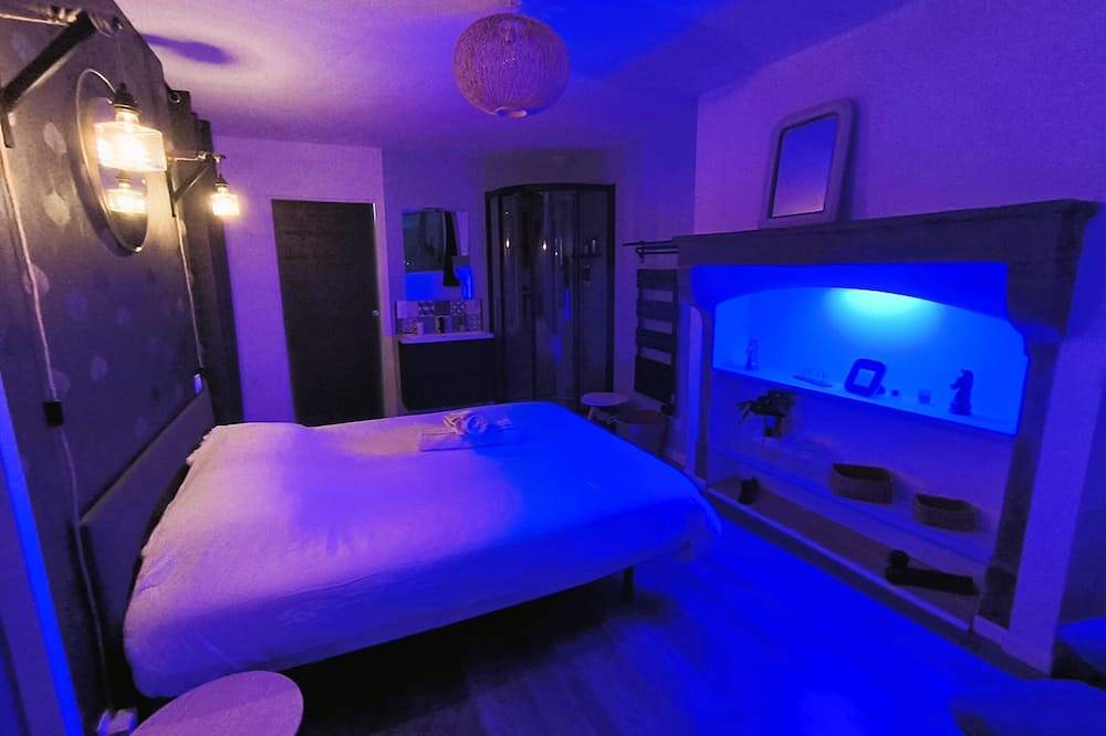 Le Paradis Avec Spa/jacuzzi, Terrasse, Place de Parking in La Roche-Blanche, Regionaal natuurpark van de vulkanen van de Auvergne