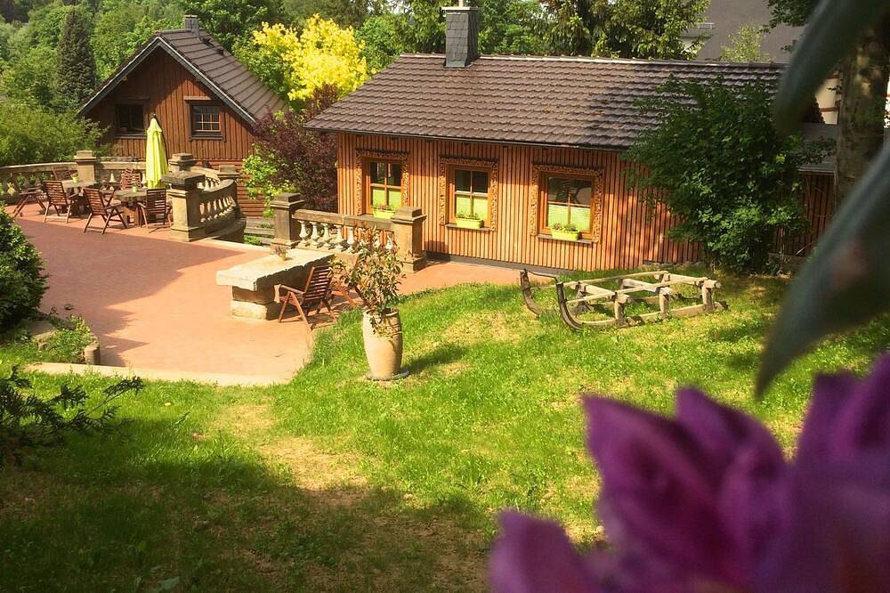 Ferienhaus \"Red Rock Lodge\" in Oybin, Zittauer Gebirge