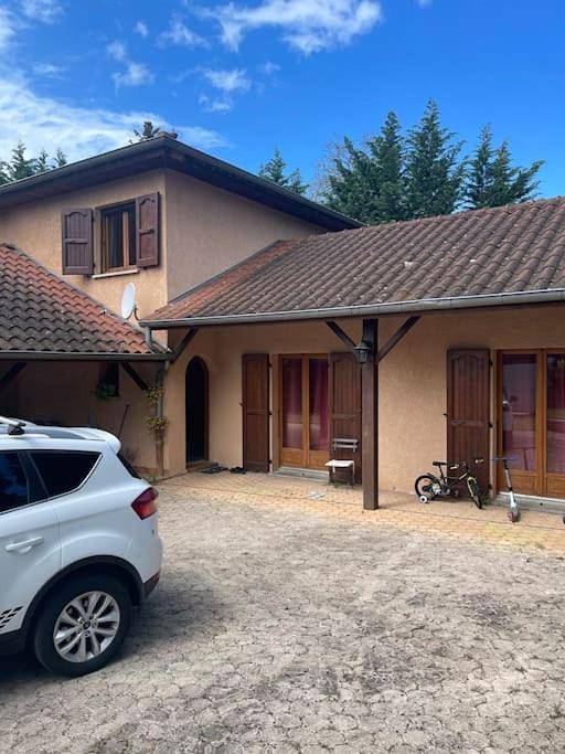 Villa pour 6 personnes, avec piscine et jardin, animaux acceptés dans l' Isère - 2