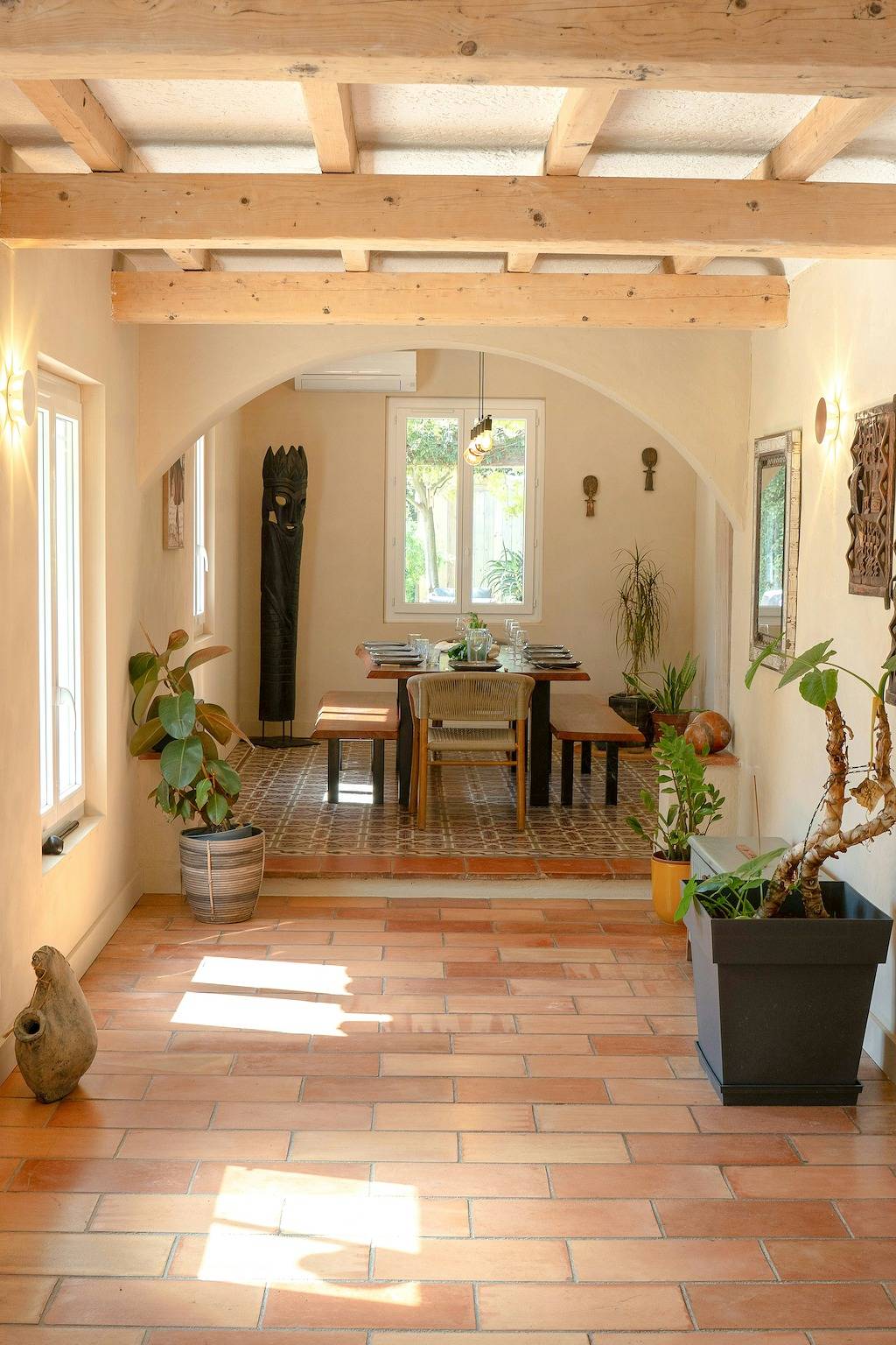 Provençal farmhouse in preserved natural setting in Frejus, Draguignan region