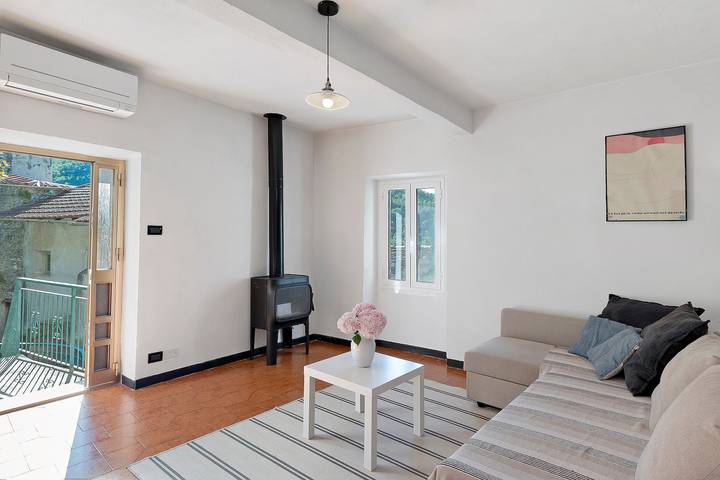 Appartamento intero, Casa Vacanze Luce a Castelbianco in Oresine, Castelbianco