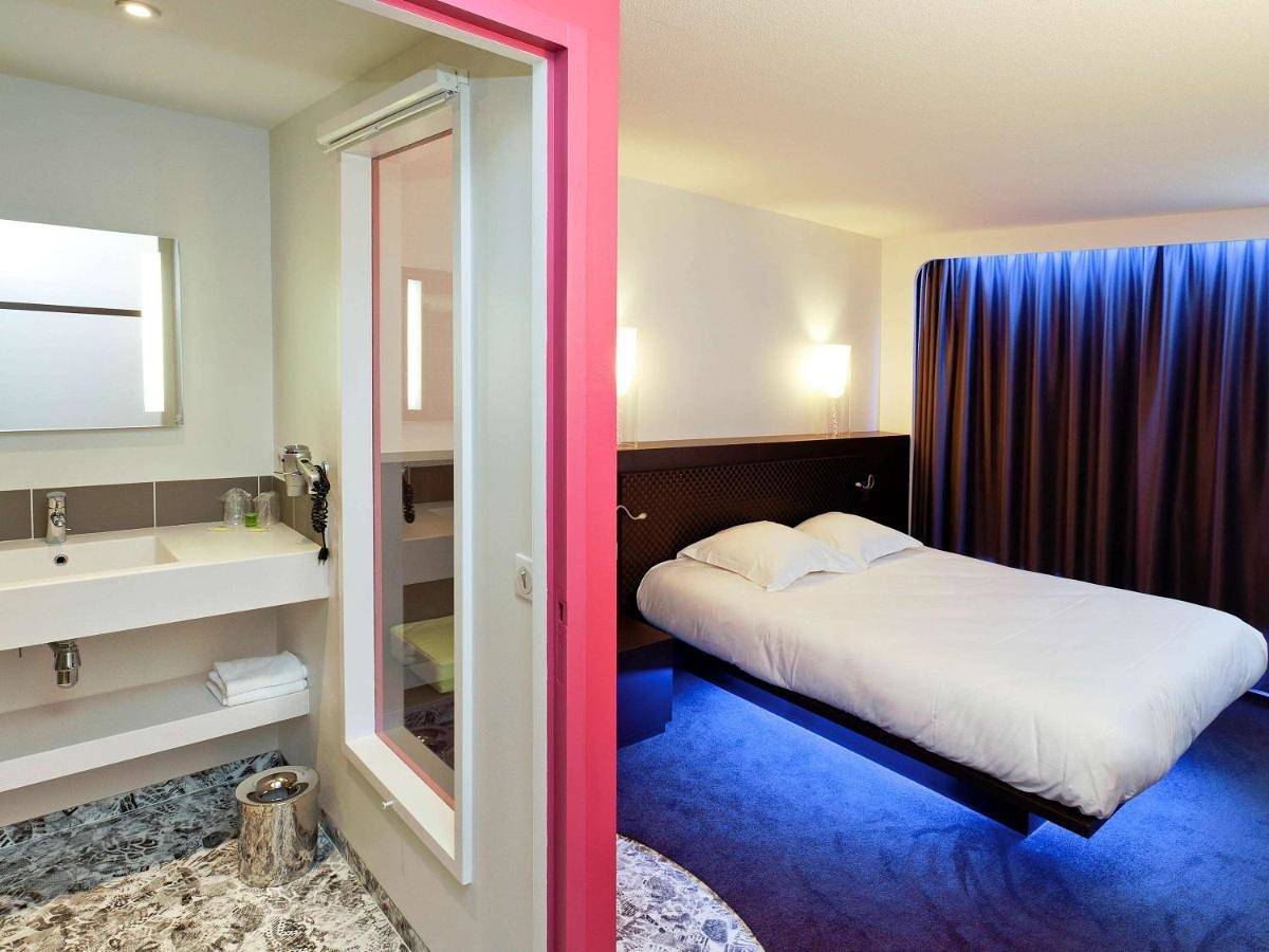 Hôtel pour 4 personnes avec terrasse in Caudan, Côte des Mégalithes