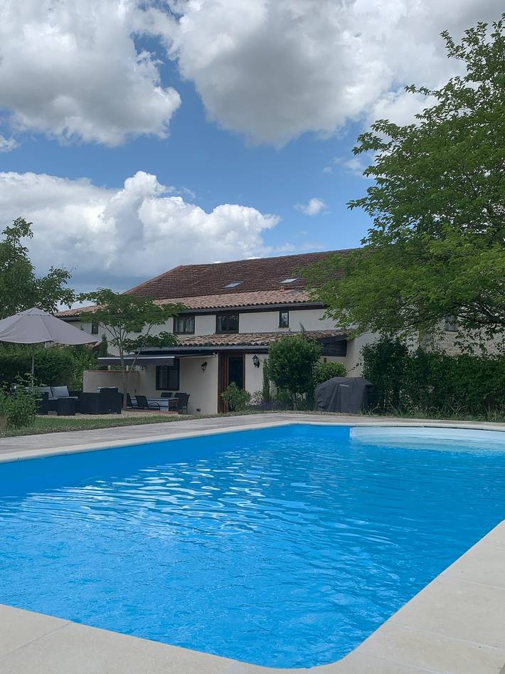 Gîte pour 6 personnes, avec piscine