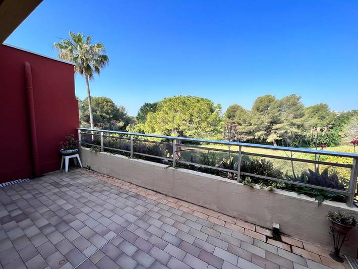 Gîte pour 6 personnes, avec balcon ainsi que piscine et vue dans Parc de Vaugrenier - 4