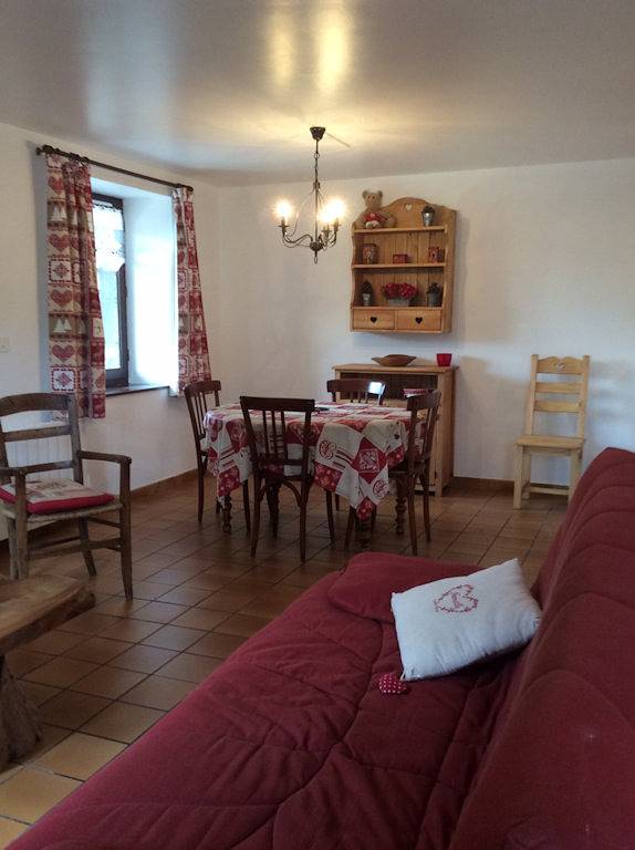 Gîte La Banne, location Auvergne, massif du Sancy in Saint-Sauves-d'Auvergne, Parc naturel régional des Volcans d'Auvergne