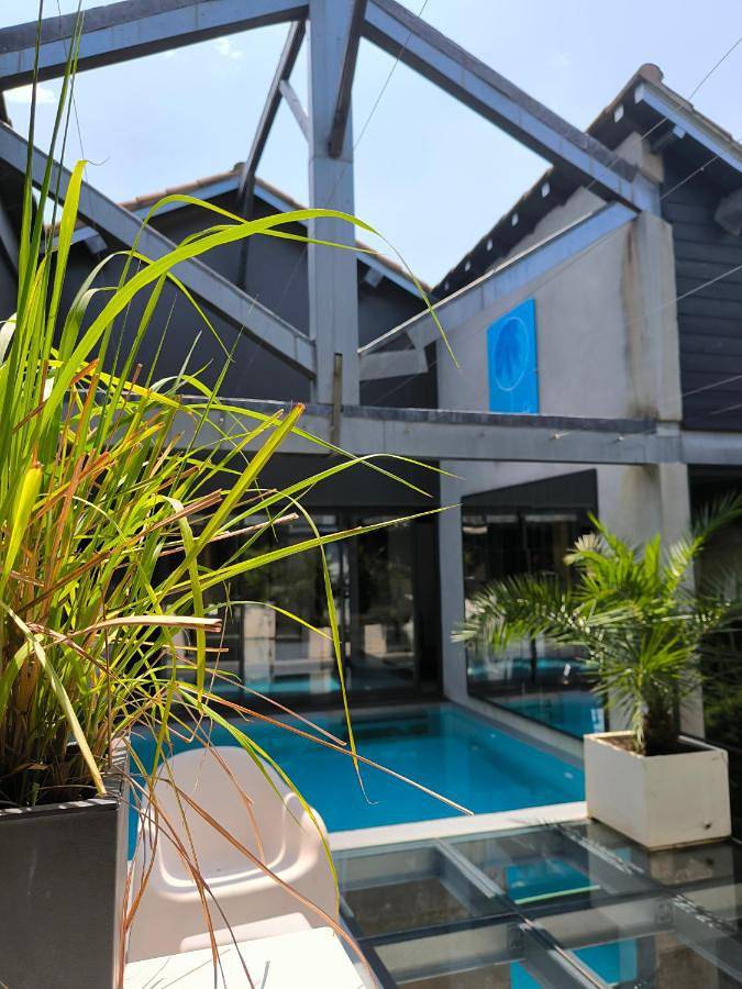 Chambre d’hôte pour 2 personnes, avec sauna et piscine ainsi que terrasse et jacuzzi à Avignon - 2