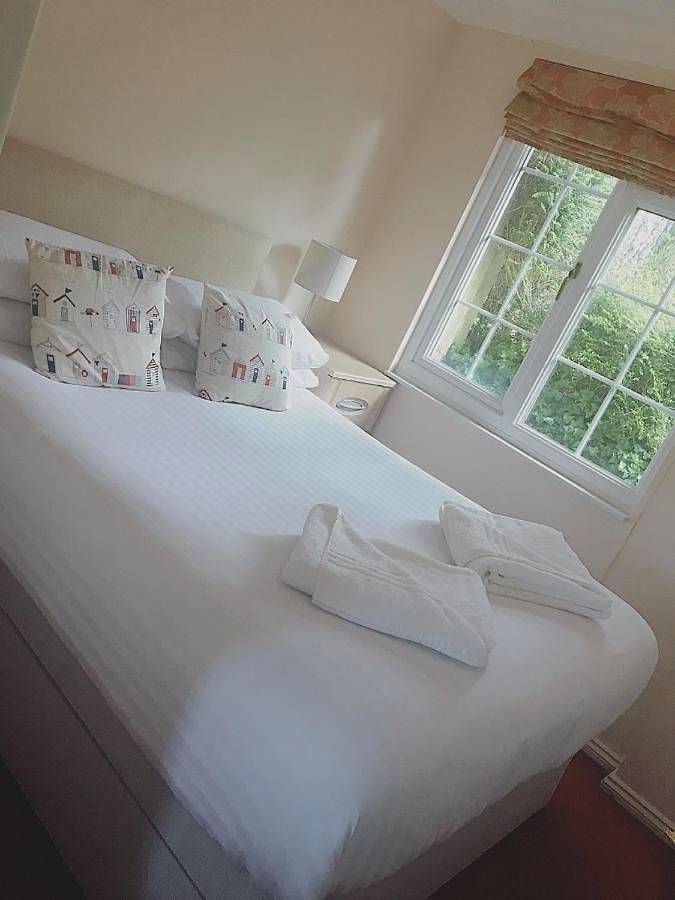 Holiday rental for 4 people, with garden in Praa Sands