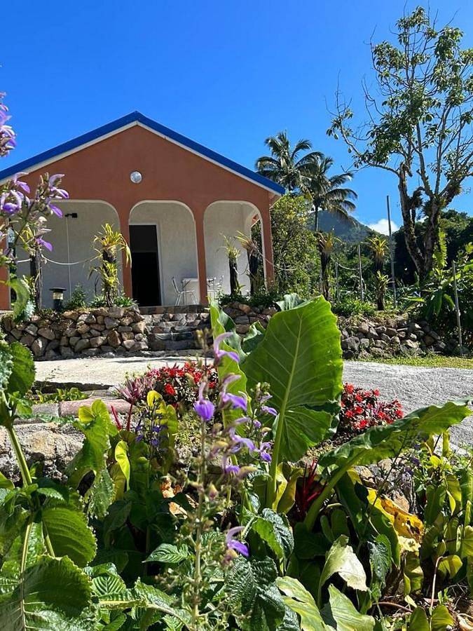Location de vacances pour 4 personnes, avec jardin dans La Soufrière