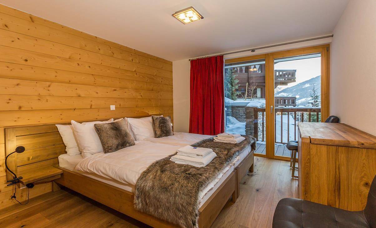 Ganze Wohnung, Luxus-Apartment, 3 Schlafzimmer mit Jacuzzi Chalet Rahas A Grimentz - Nach Mrs Miggins in Grimentz, Anniviers