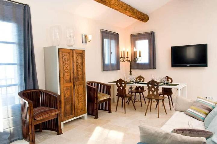 Location de vacances pour 6 personnes, avec piscine à Cateri - 4