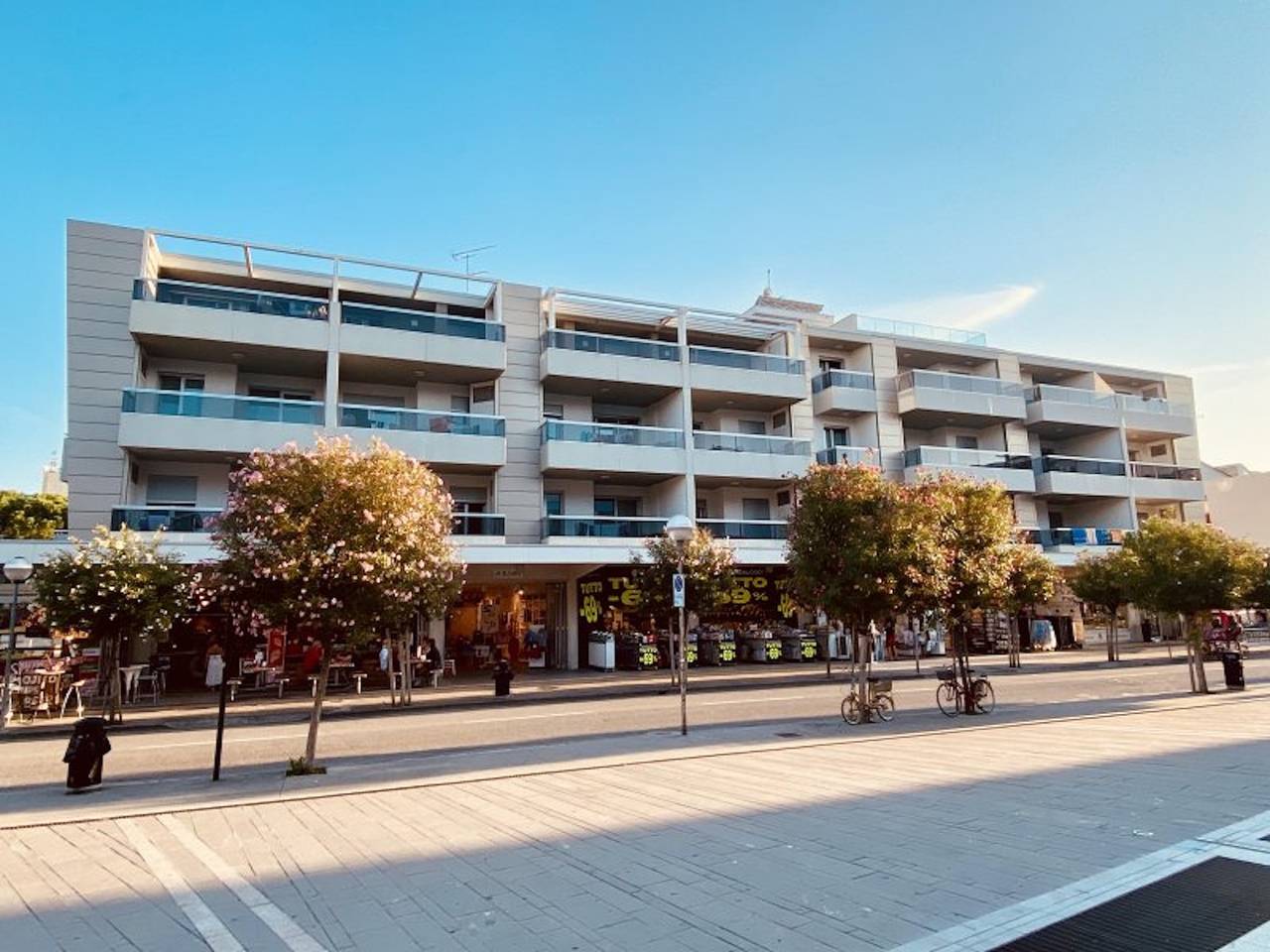 Hel leilighet, Modern flat 200 m from the beach in Bibione, San Michele al Tagliamento